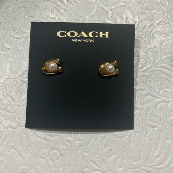 Coach Gold & Pearl C-Shape Post Earrings NWT - Picture 8 of 8